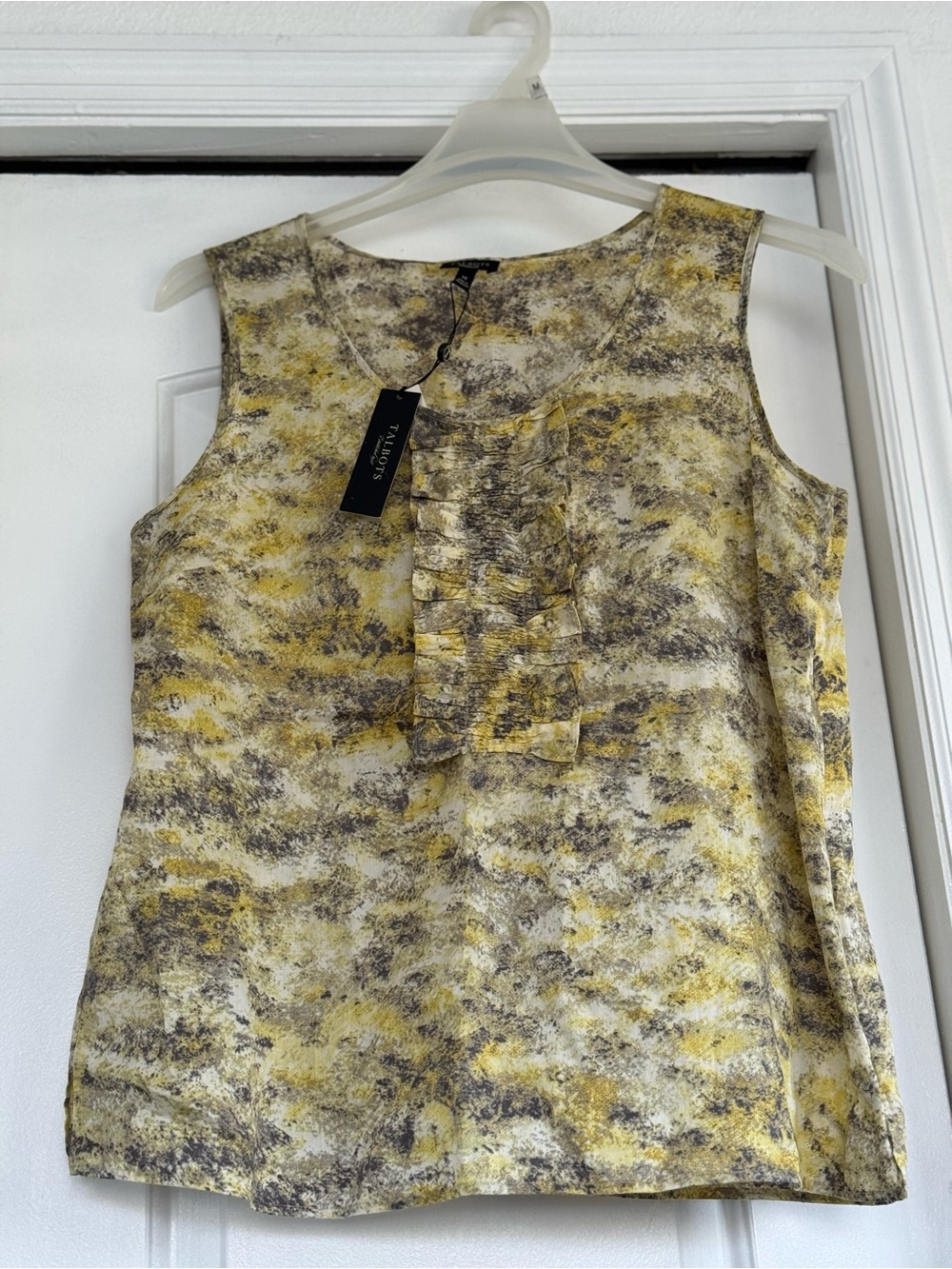 Talbots Yellow and Gray Printed Sleeveless Ruffle Front Shell - Picture 2 of 7